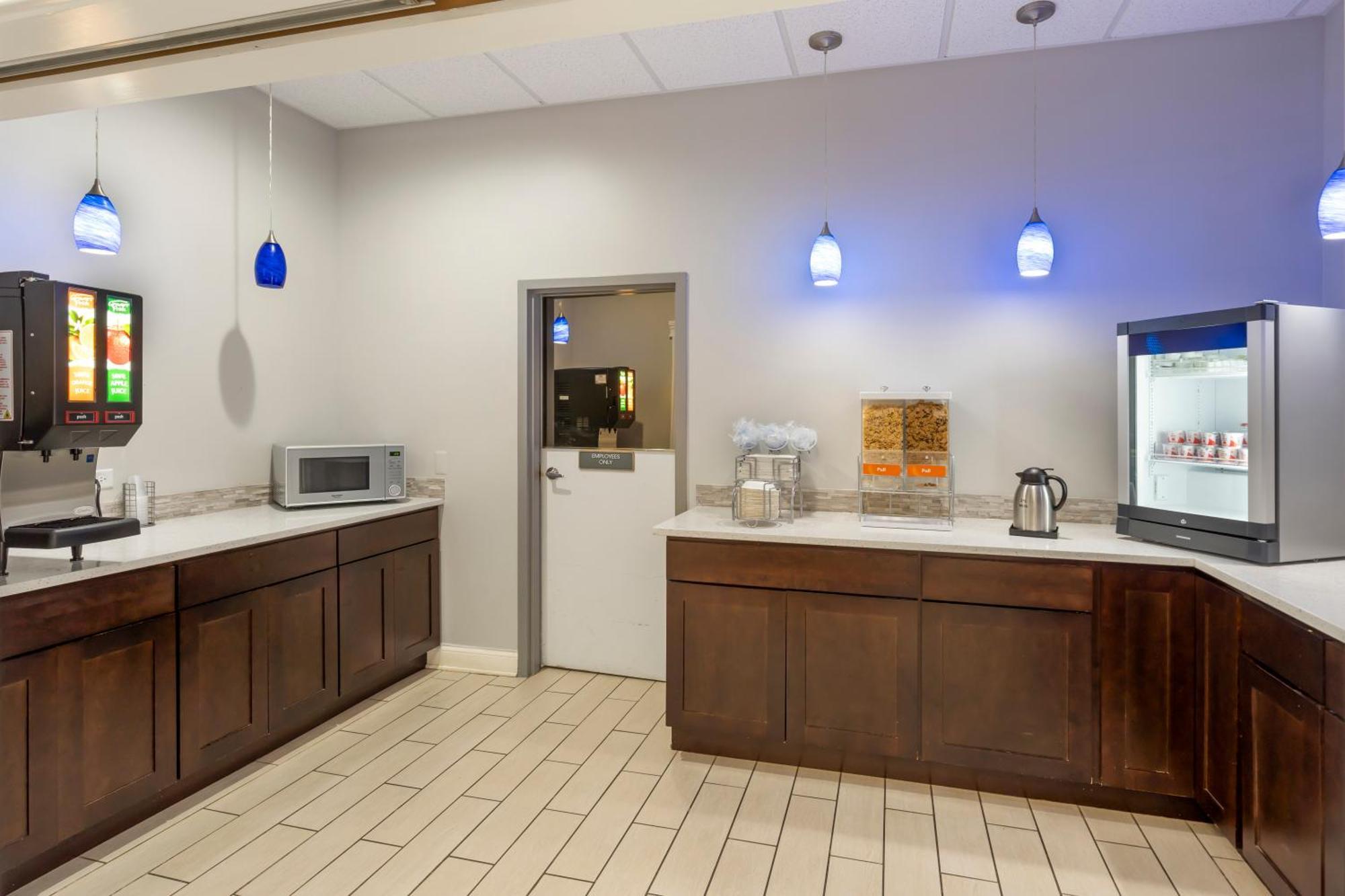Comfort Inn & Suites Mundelein-Vernon Hills Esterno foto